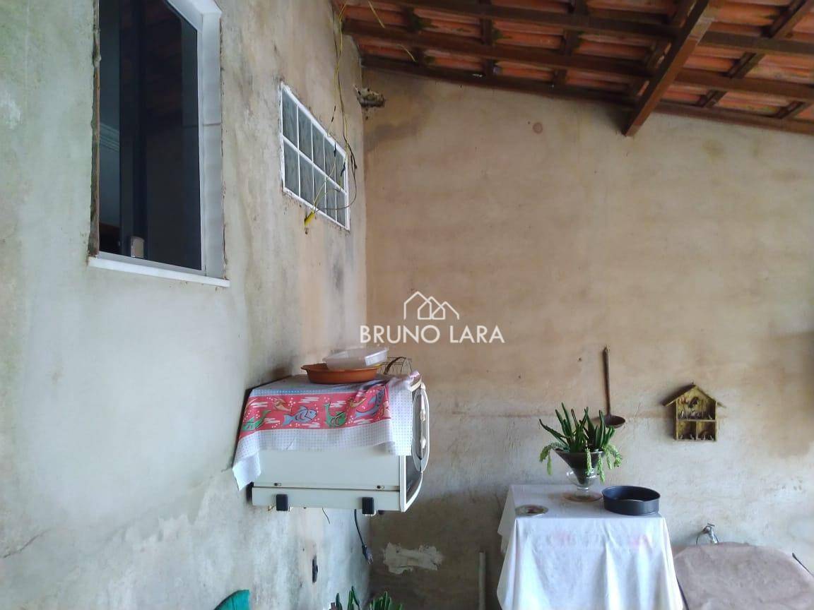 Casa à venda com 3 quartos, 220m² - Foto 13