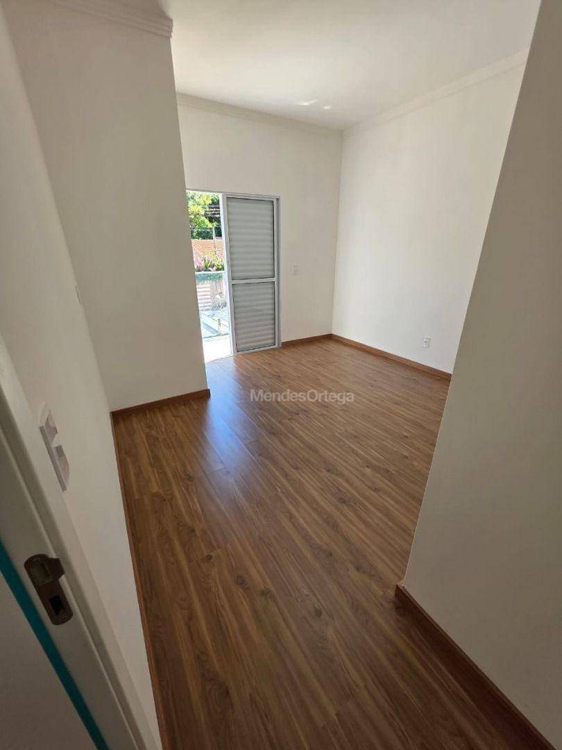 Casa à venda com 3 quartos, 122m² - Foto 6