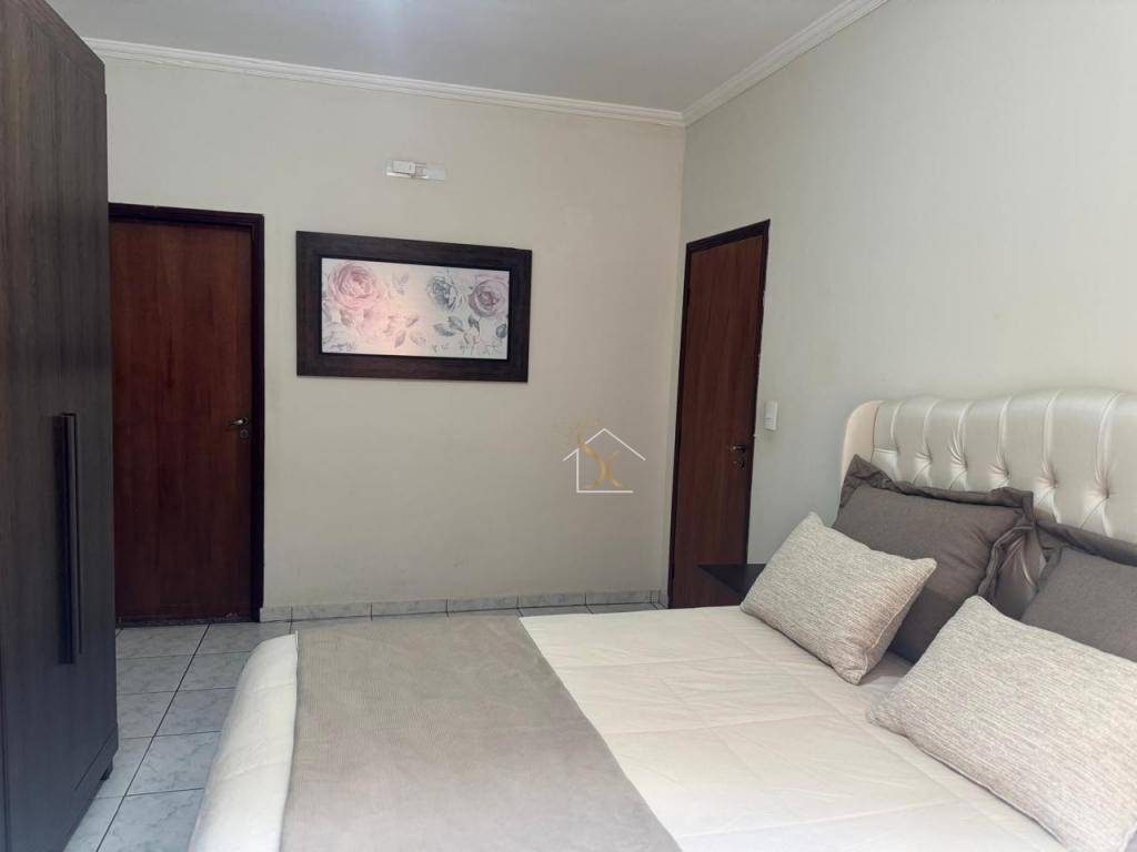 Casa à venda com 3 quartos, 280m² - Foto 7