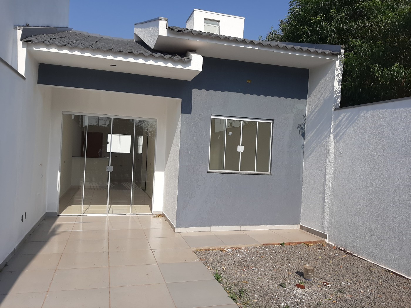 Casa à venda com 2 quartos, 125m² - Foto 1