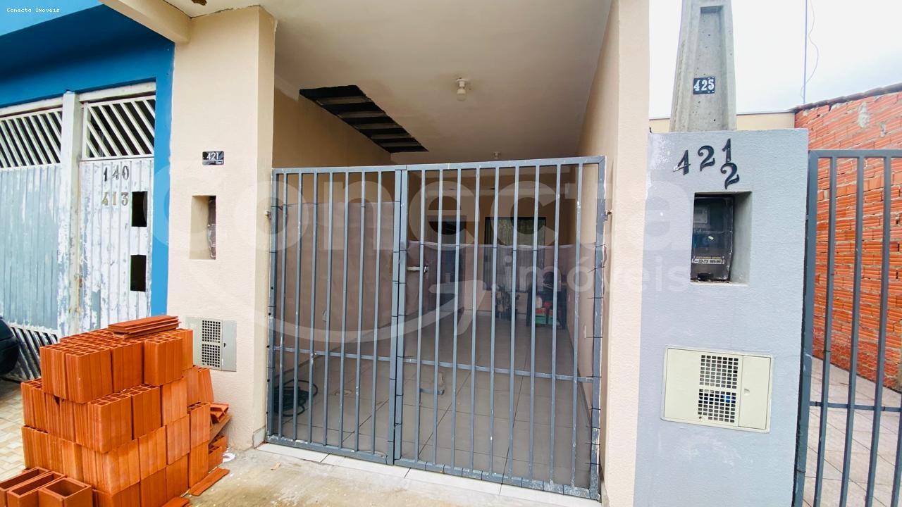 Casa para alugar com 2 quartos, 65m² - Foto 29