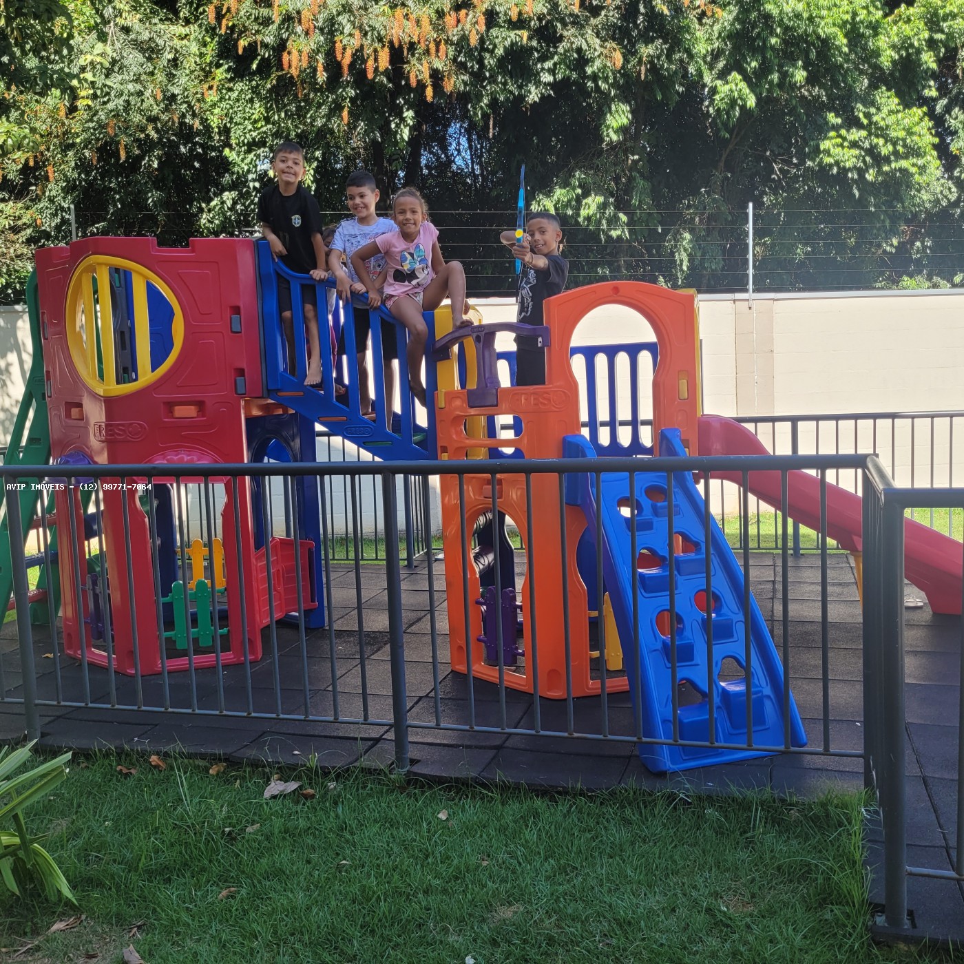 Apartamento à venda com 2 quartos, 42m² - Foto 21