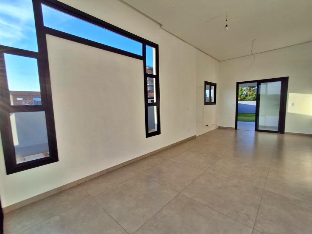 Casa à venda com 3 quartos, 107m² - Foto 13