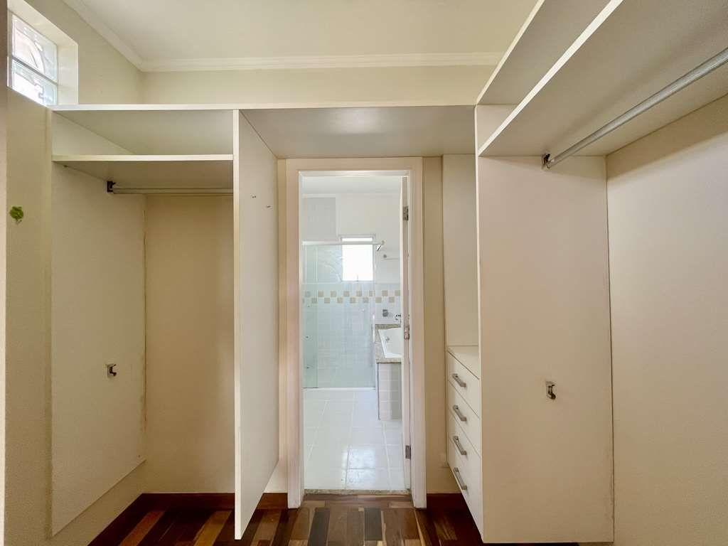 Sobrado à venda com 4 quartos, 311m² - Foto 18