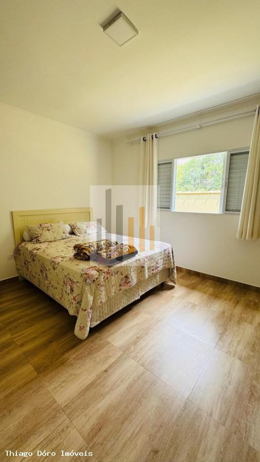 Casa à venda com 3 quartos, 250m² - Foto 15