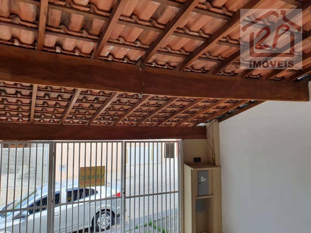 Casa à venda com 2 quartos, 67m² - Foto 5