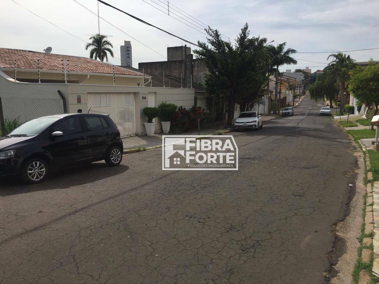 Terreno à venda, 349M2 - Foto 1