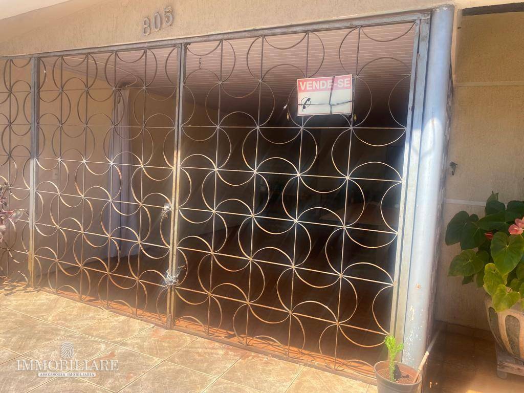 Casa à venda com 3 quartos, 150m² - Foto 2