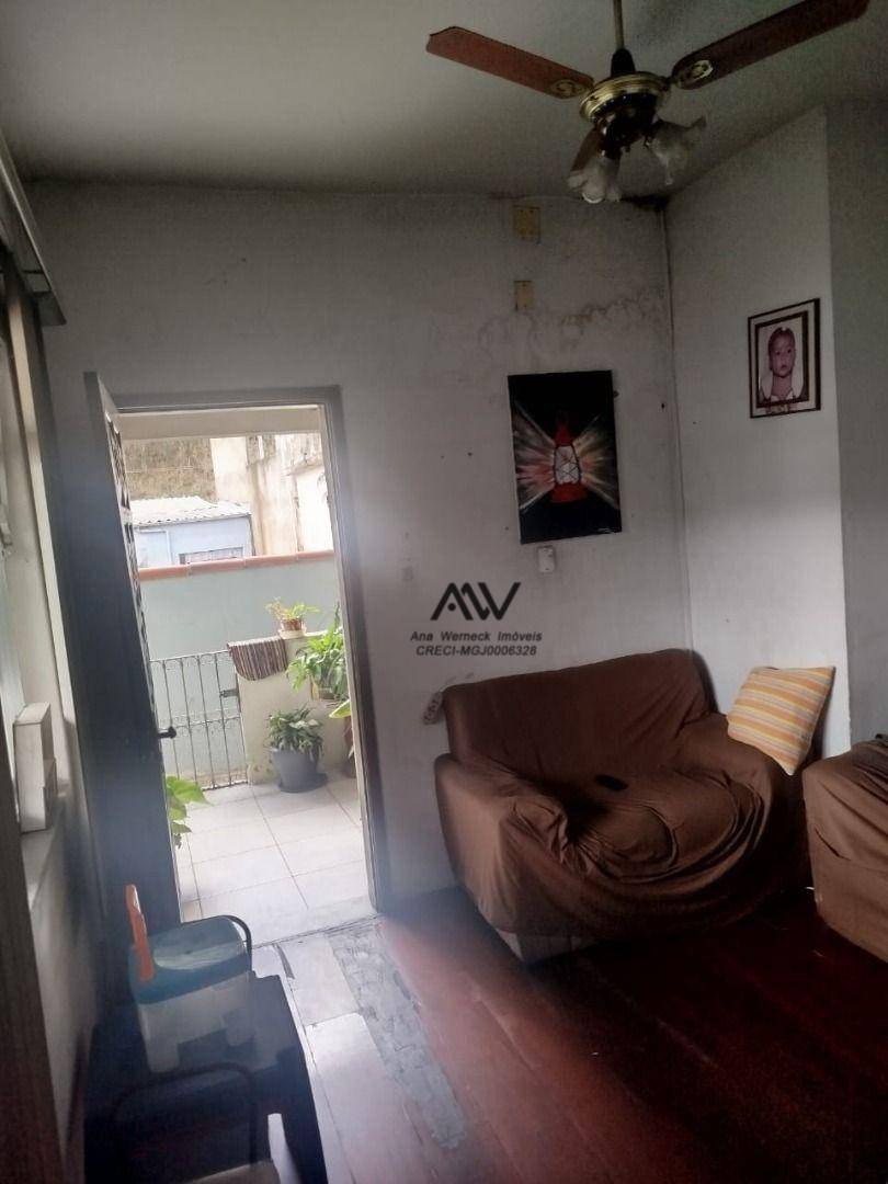 Casa à venda com 5 quartos, 350m² - Foto 5