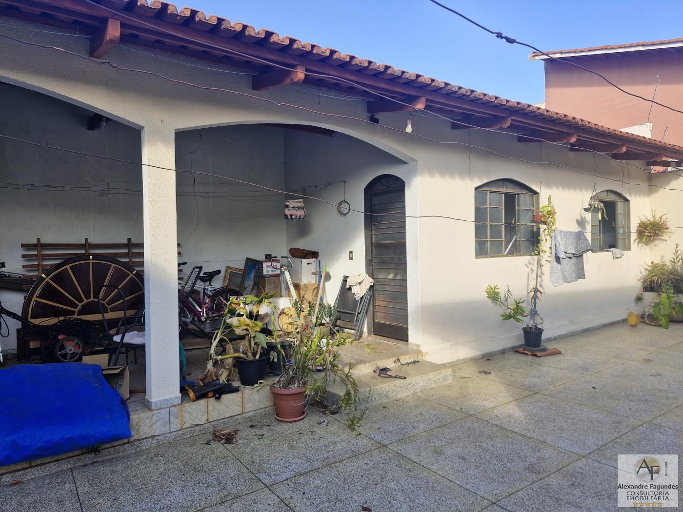 Casa à venda com 3 quartos, 262m² - Foto 17