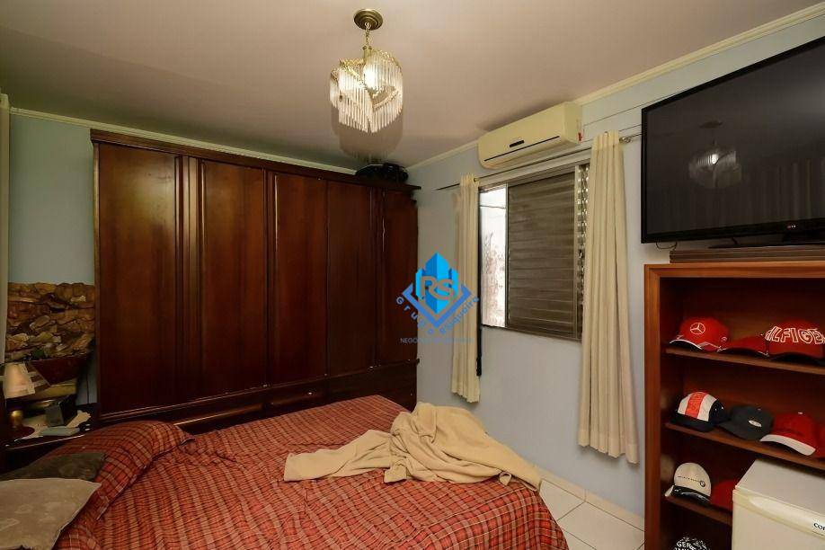 Sobrado para alugar com 2 quartos, 190m² - Foto 13