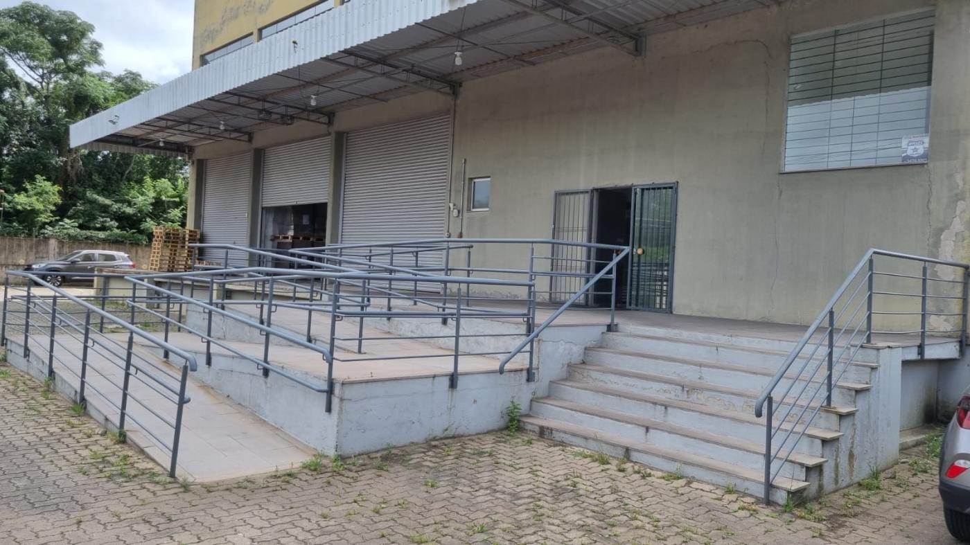 Depósito-Galpão-Armazém para alugar, 1650m² - Foto 13