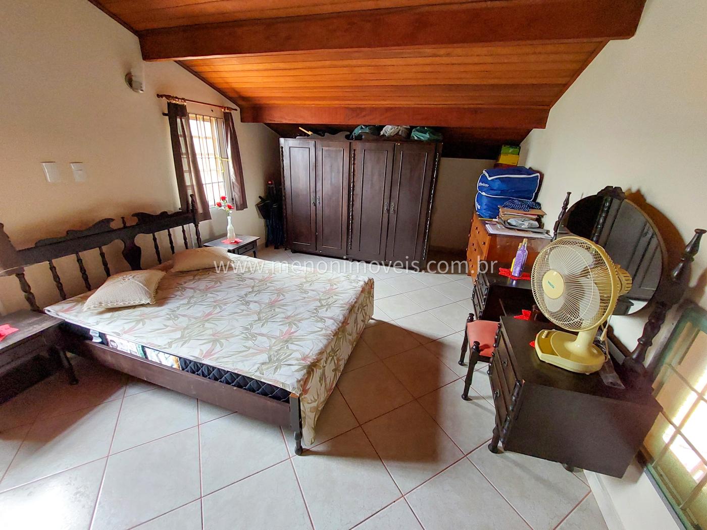 Chácara à venda com 2 quartos, 1350m² - Foto 6
