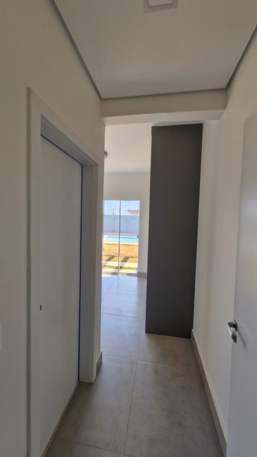 Casa de Condomínio para alugar com 3 quartos, 220m² - Foto 15