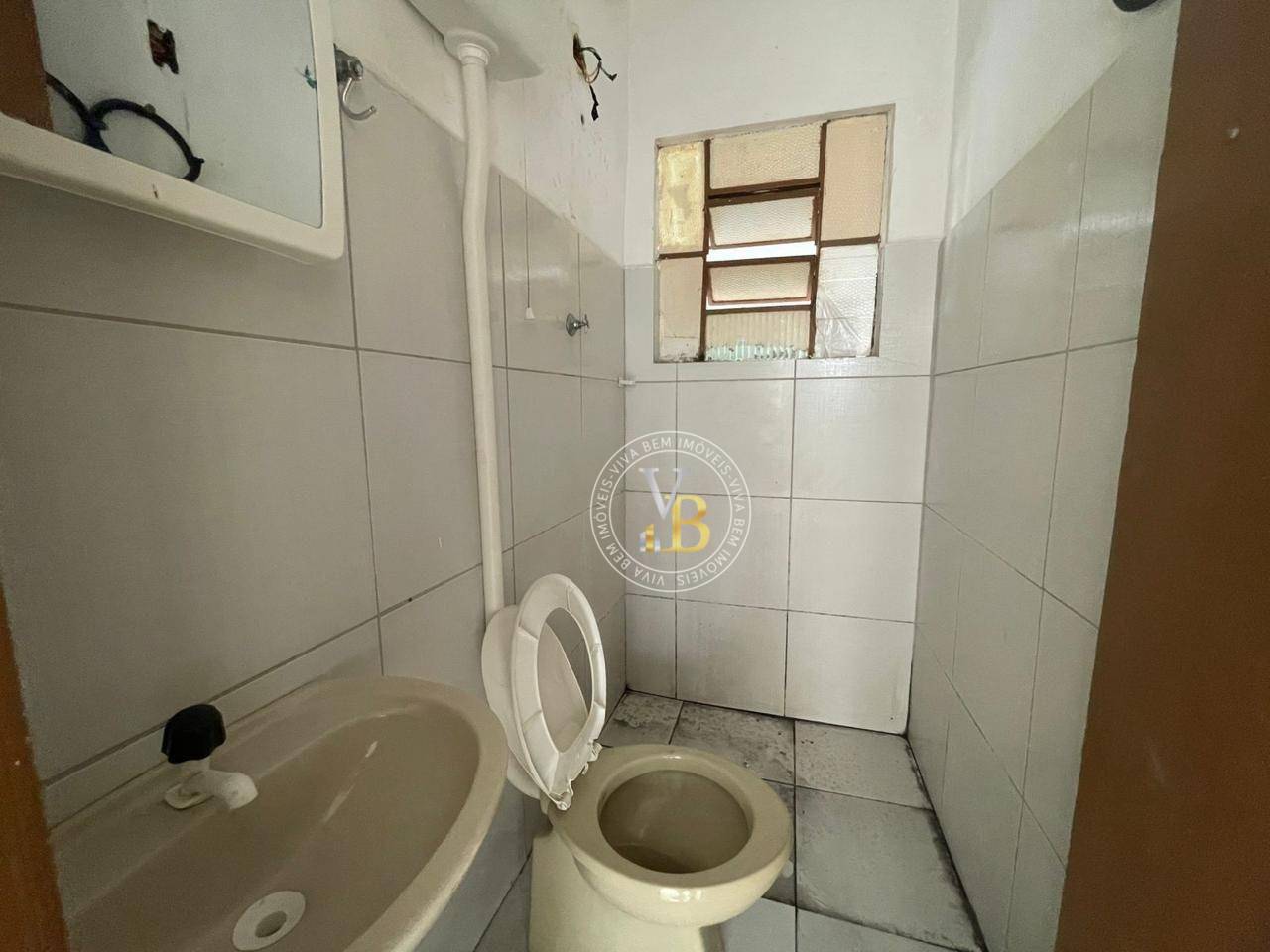 Casa à venda com 2 quartos, 65m² - Foto 14
