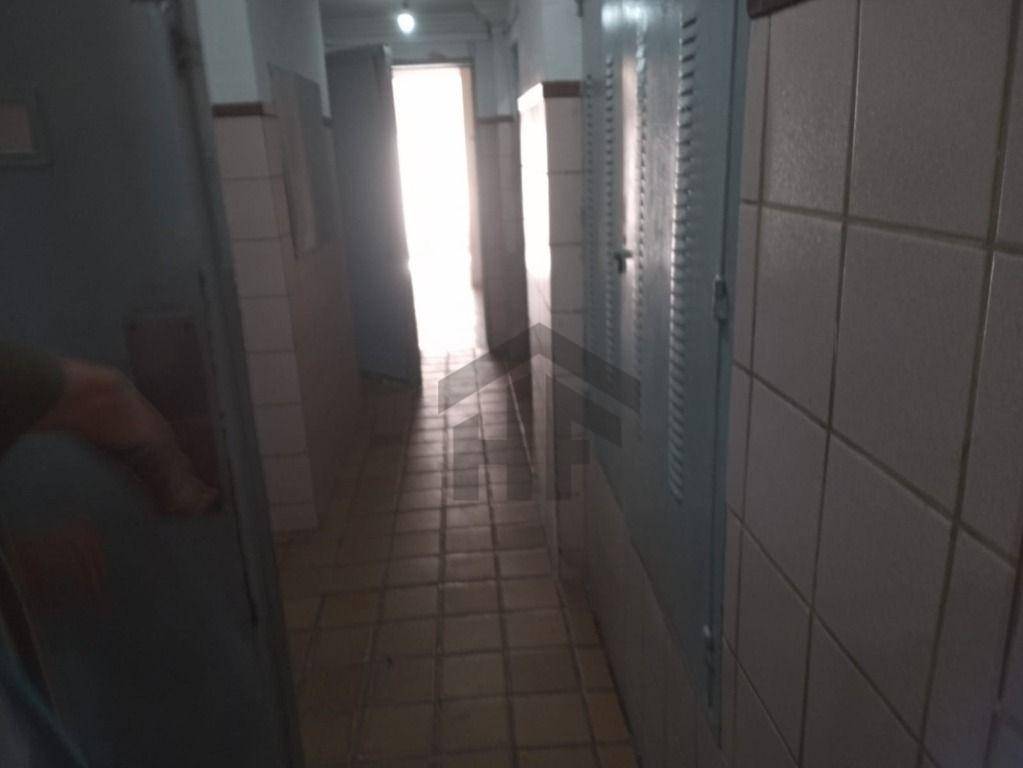 Apartamento à venda com 1 quarto, 32m² - Foto 16