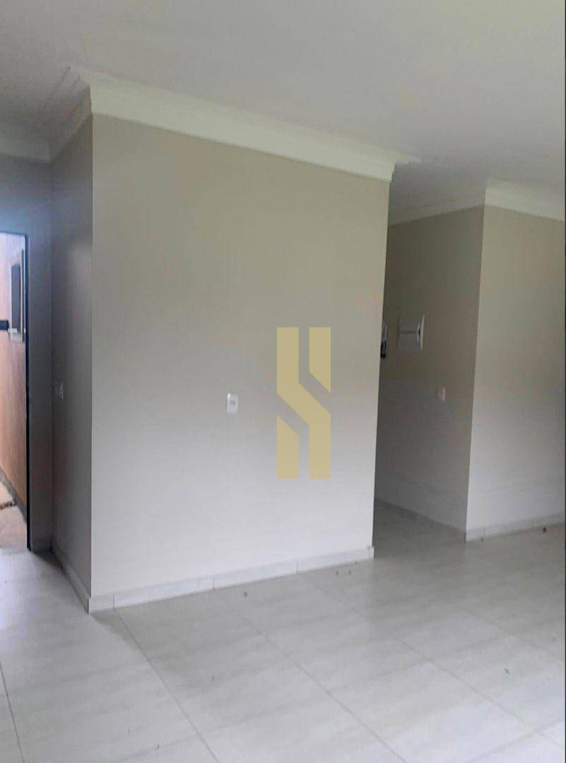 Casa à venda com 3 quartos, 69m² - Foto 25