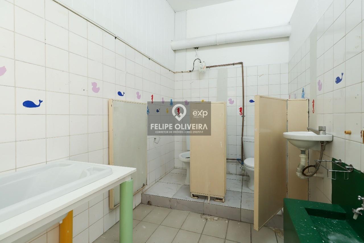 Casa para alugar com 11 quartos, 250m² - Foto 5