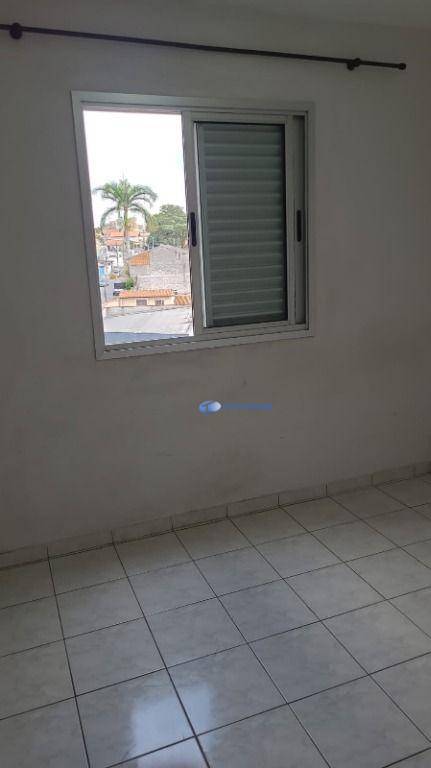 Apartamento à venda com 3 quartos, 63m² - Foto 15