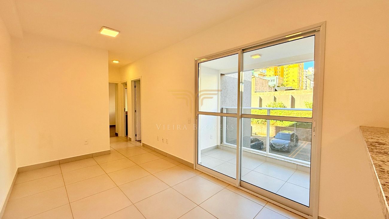 Apartamento para alugar com 2 quartos, 67m² - Foto 2