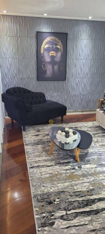 Apartamento à venda com 3 quartos, 136m² - Foto 3