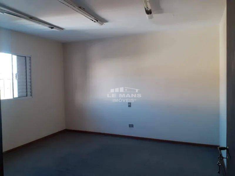 Casa para alugar com 1 quarto, 296m² - Foto 24
