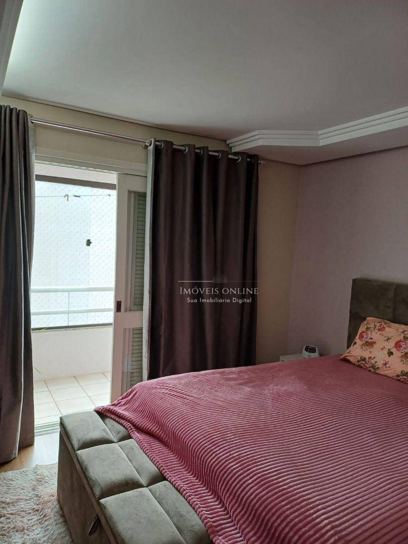 Apartamento à venda com 3 quartos, 157m² - Foto 35
