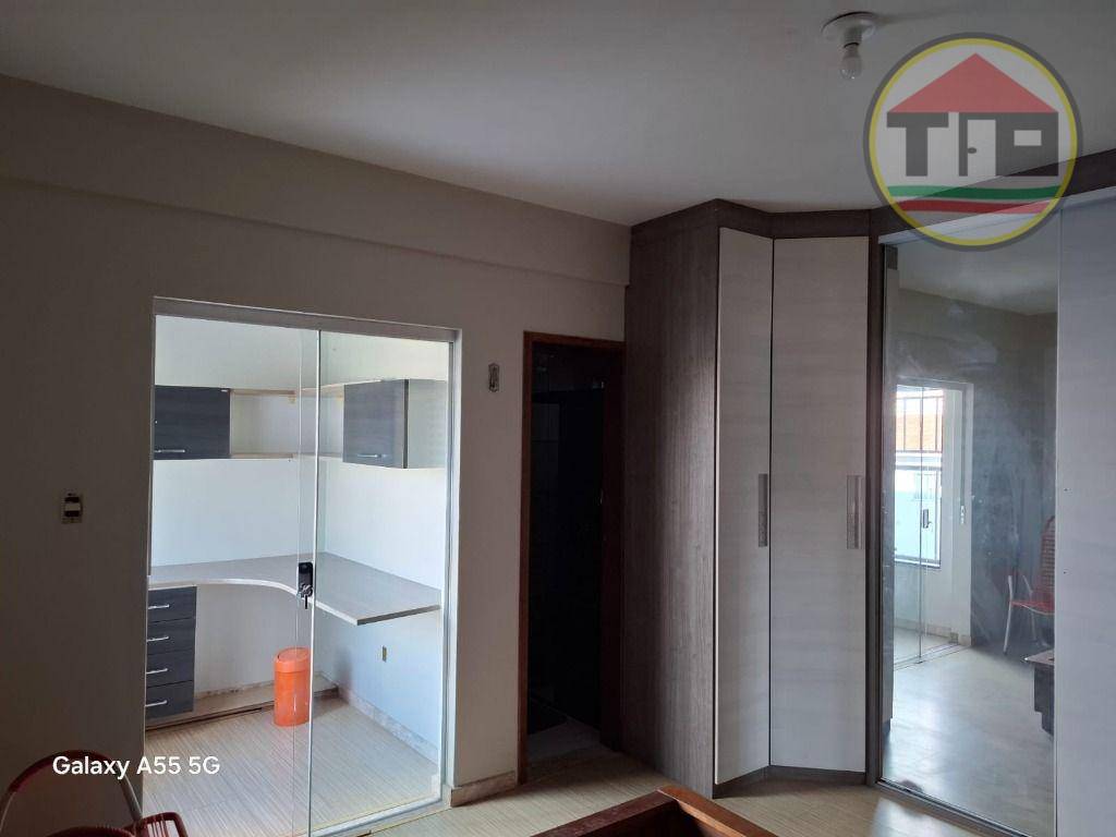 Apartamento à venda com 3 quartos, 130m² - Foto 5