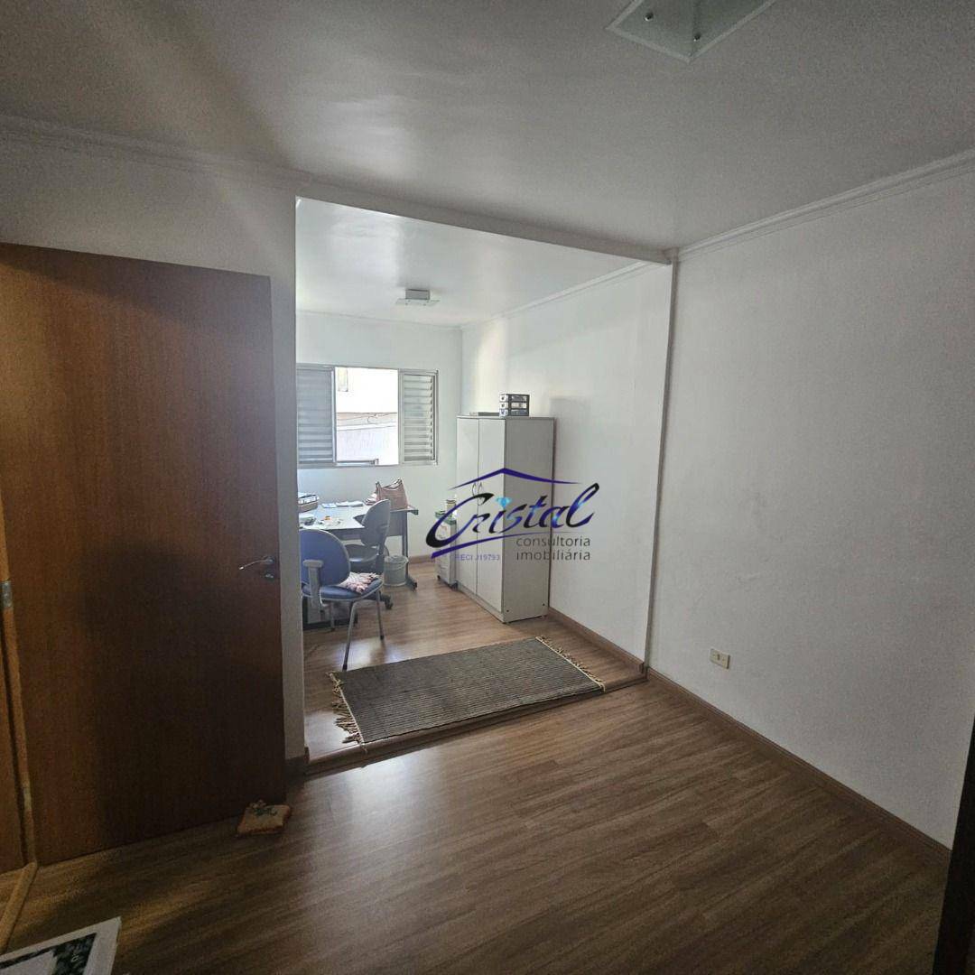 Casa para alugar com 4 quartos, 180m² - Foto 22