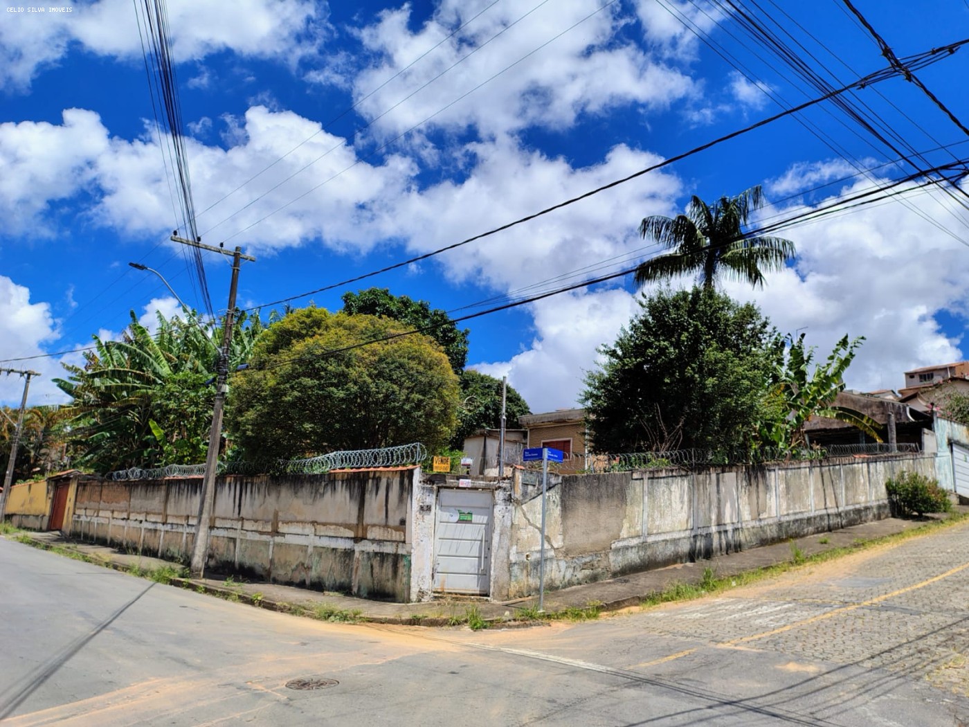Terreno à venda, 900m² - Foto 1