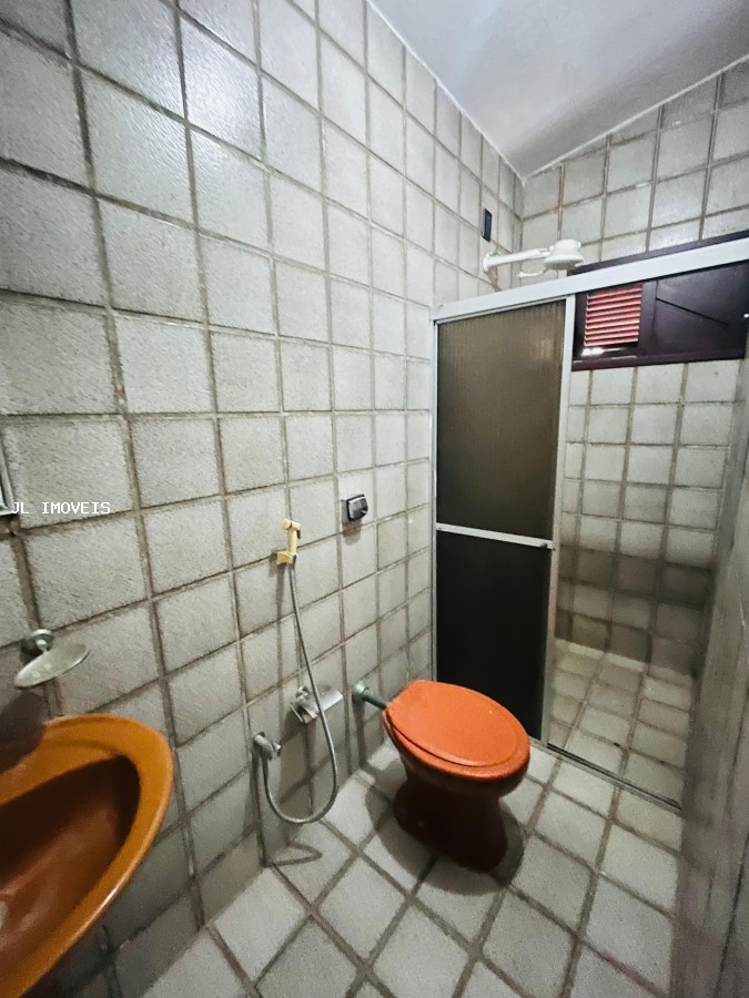 Casa à venda com 9 quartos, 180m² - Foto 7