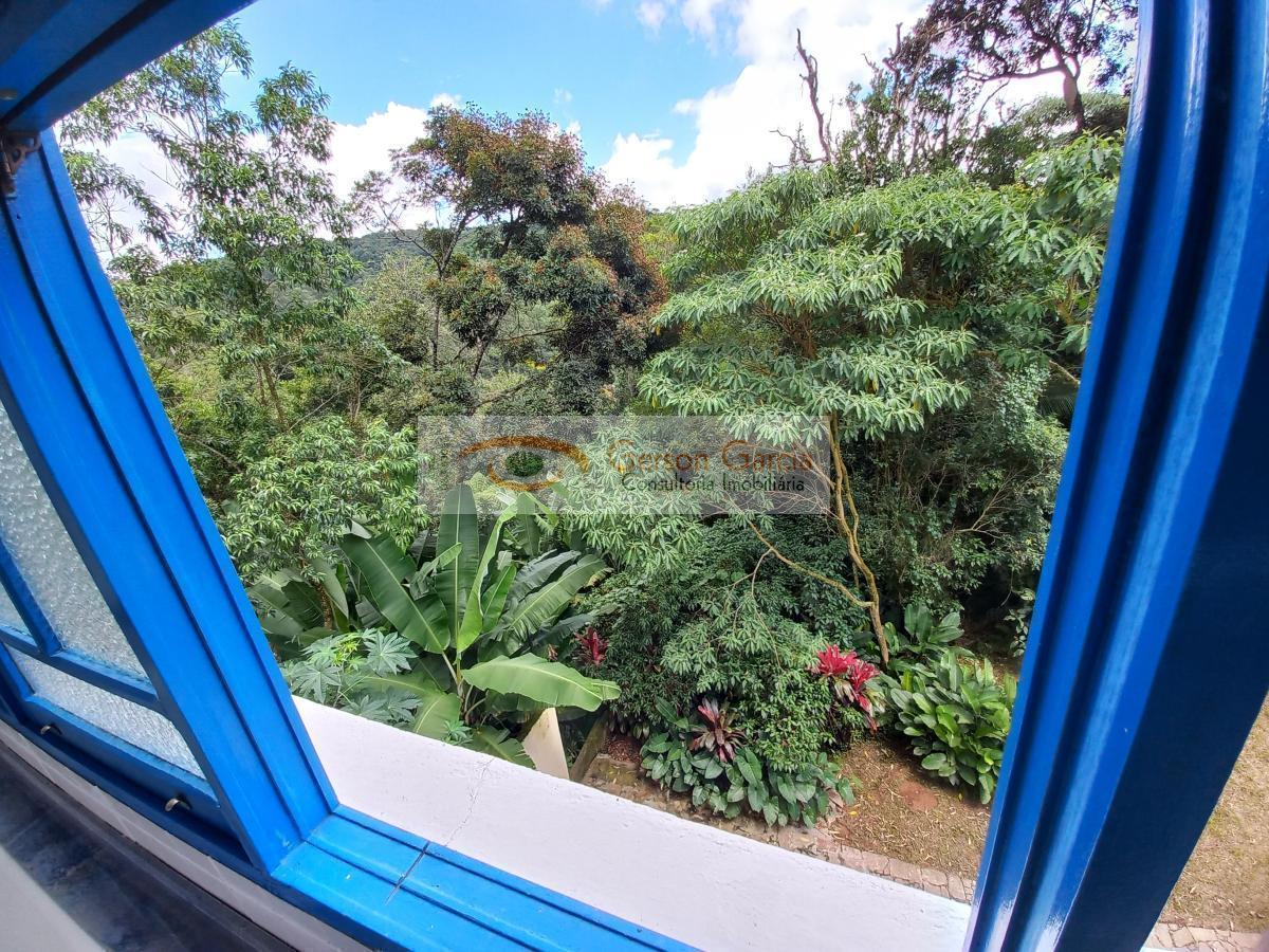 Casa de Condomínio para alugar com 3 quartos, 250m² - Foto 28