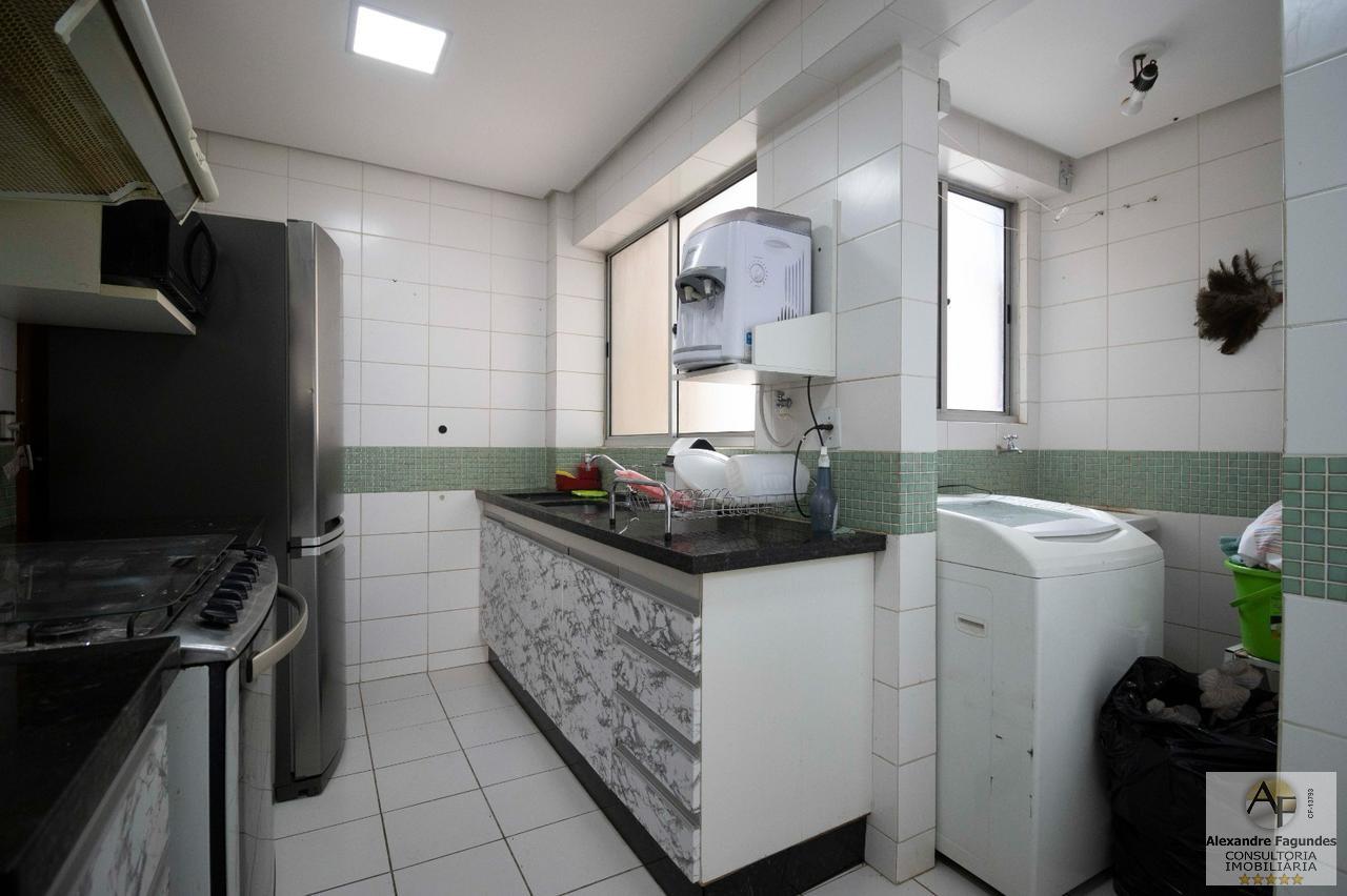 Apartamento à venda com 3 quartos, 105m² - Foto 15