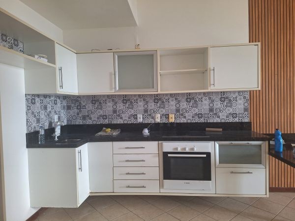 Apartamento para alugar com 2 quartos, 98m² - Foto 2