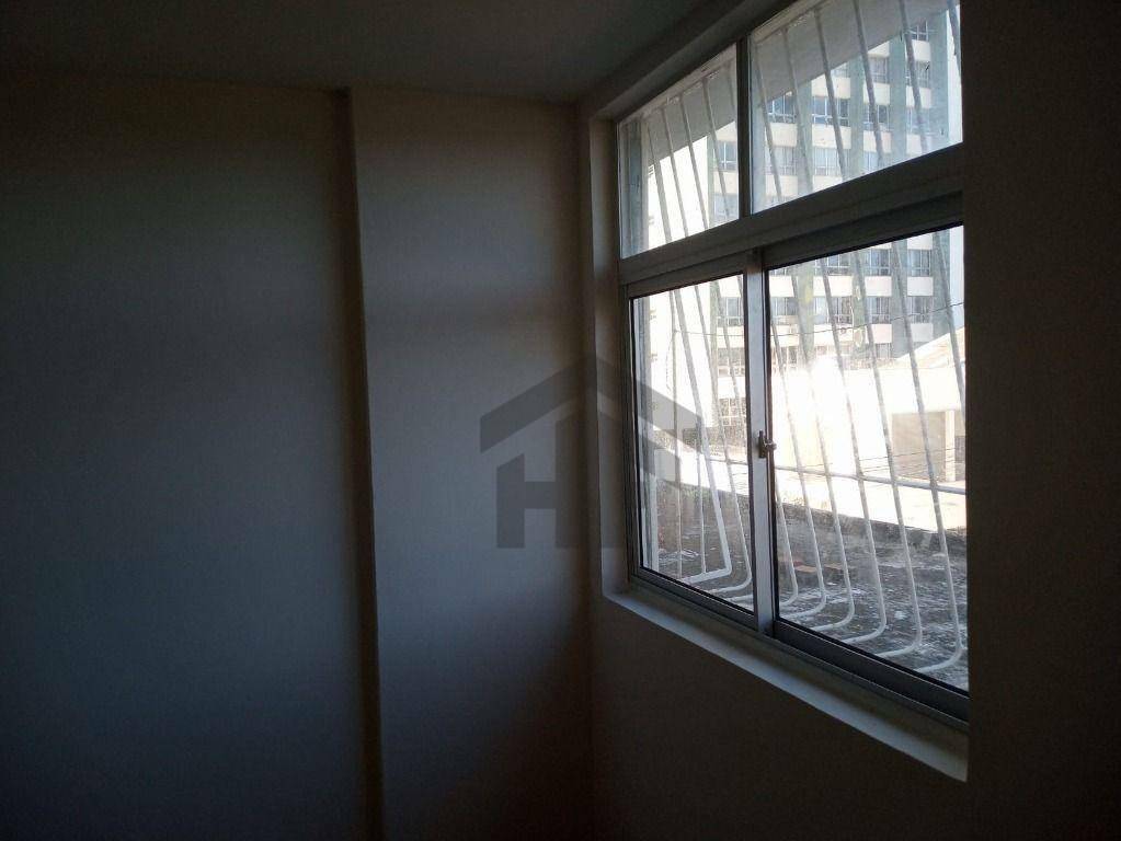 Apartamento à venda com 1 quarto, 32m² - Foto 10