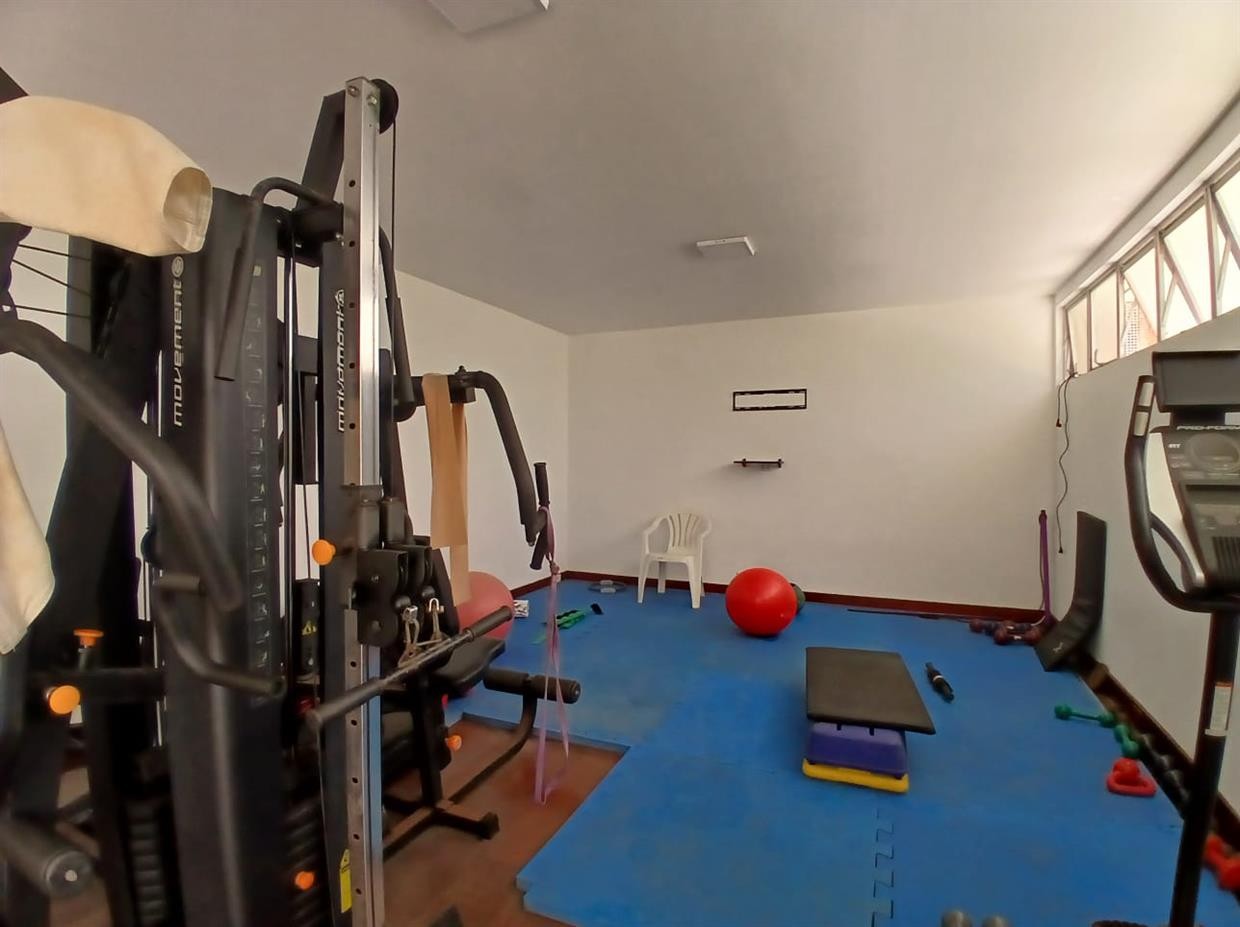 Apartamento à venda com 4 quartos, 194m² - Foto 45