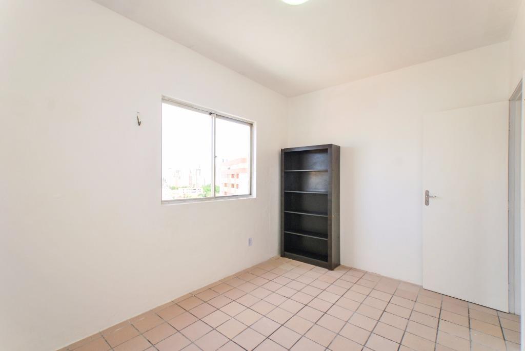 Apartamento para alugar com 3 quartos, 110m² - Foto 6