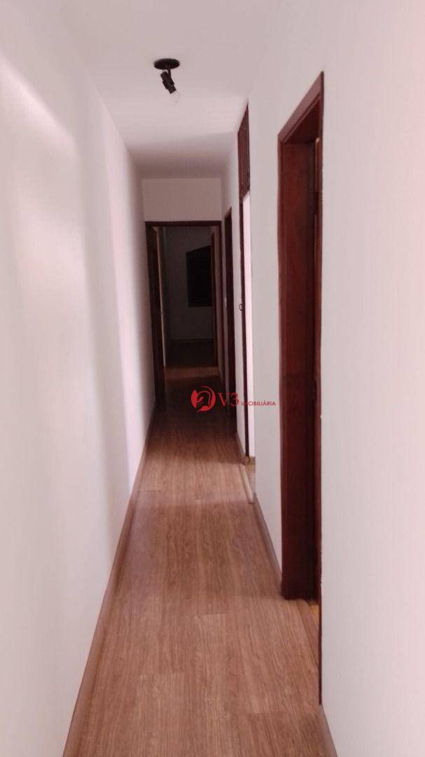 Sobrado para alugar com 3 quartos, 240m² - Foto 7