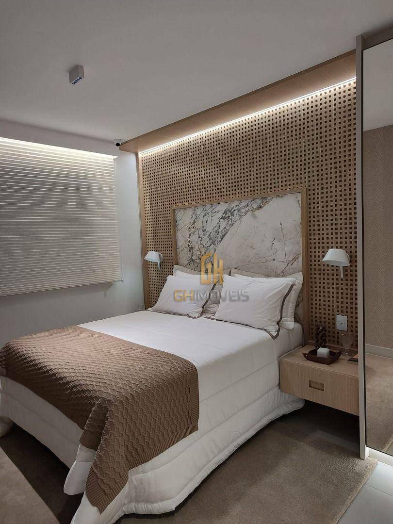 Apartamento à venda com 2 quartos, 62m² - Foto 2