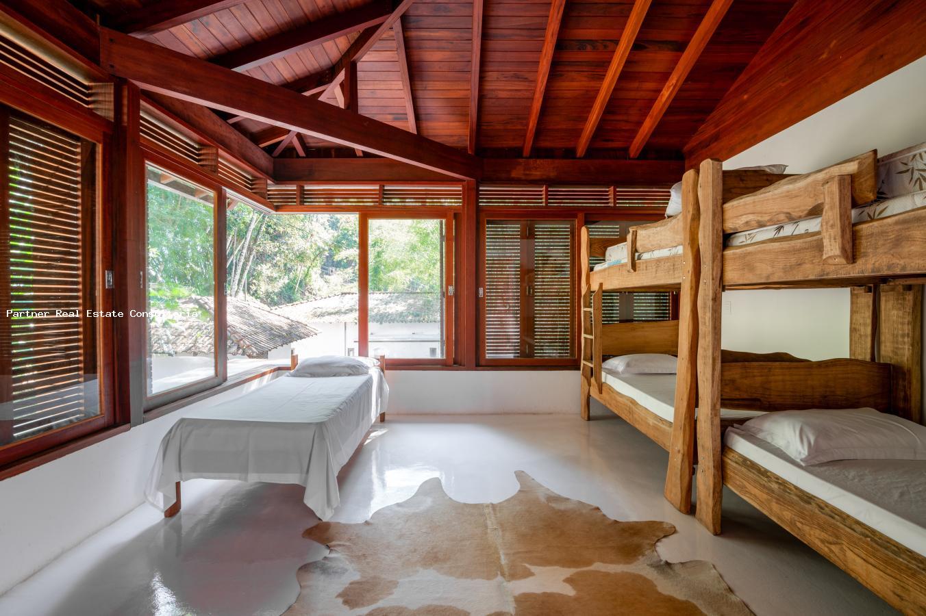 Casa à venda com 12 quartos, 33000m² - Foto 28