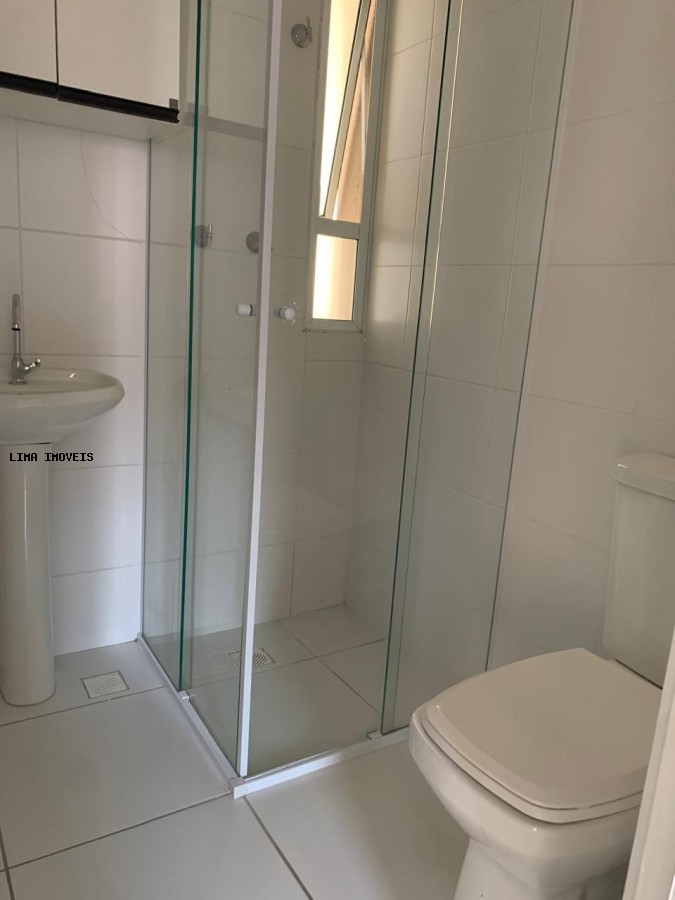 Apartamento para alugar com 2 quartos, 68m² - Foto 7