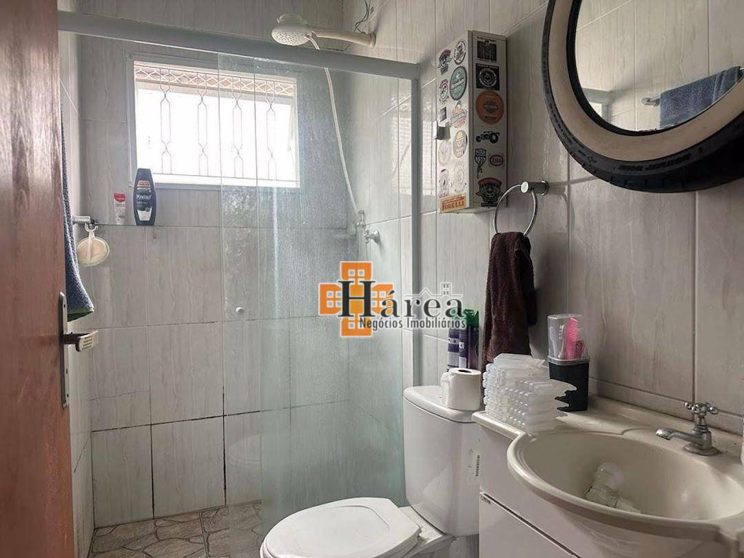 Casa à venda com 2 quartos, 92m² - Foto 8