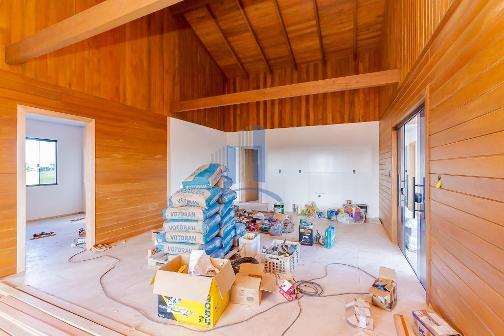 Casa à venda com 4 quartos, 200m² - Foto 8