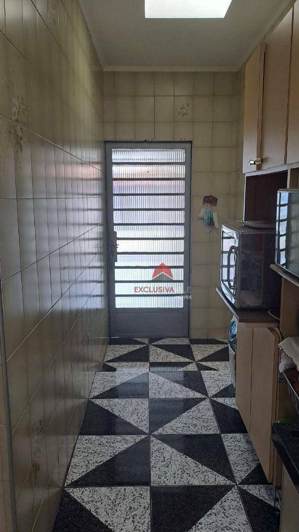 Casa à venda com 3 quartos, 140m² - Foto 14