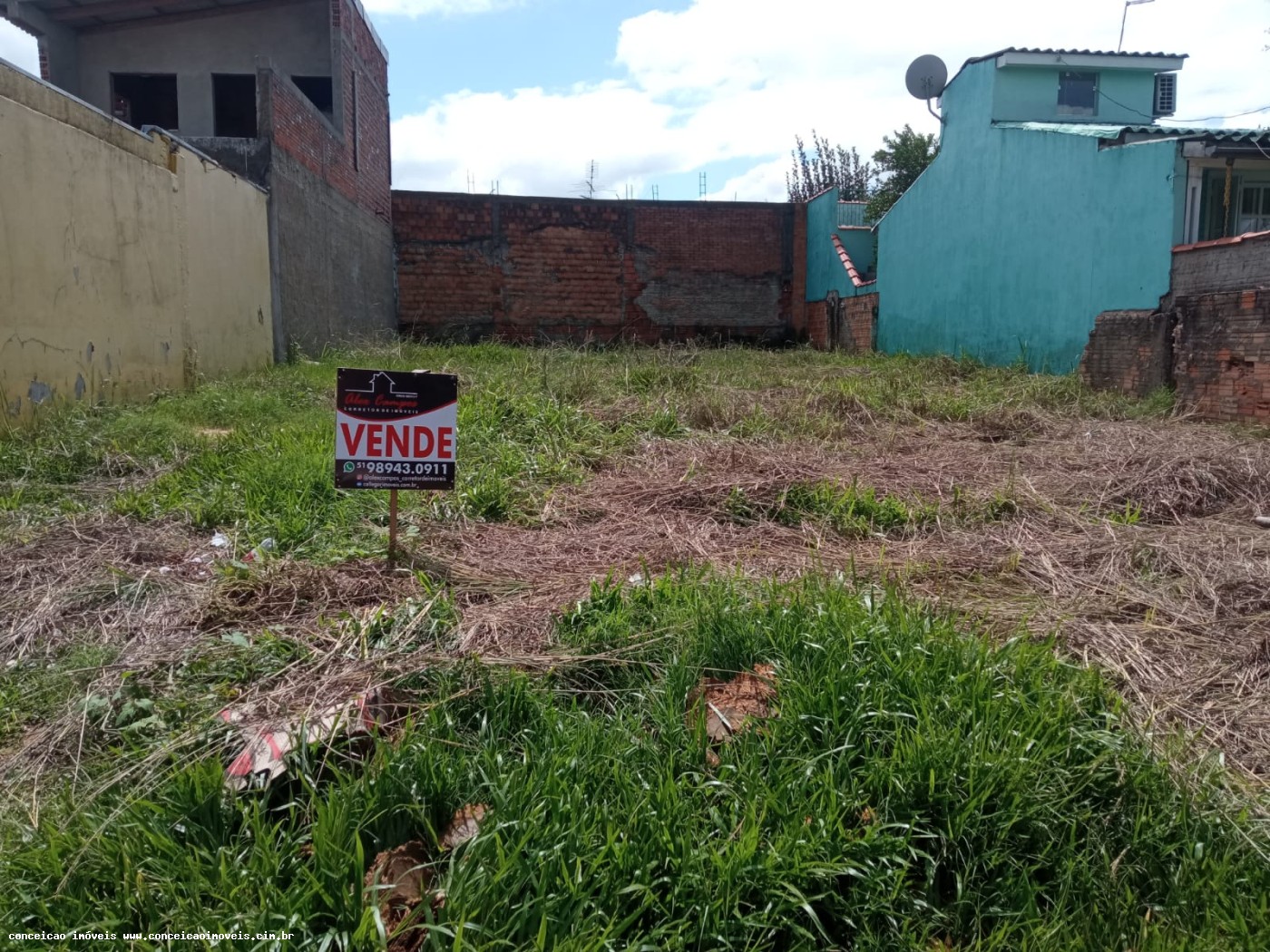 Terreno à venda, 200m² - Foto 1