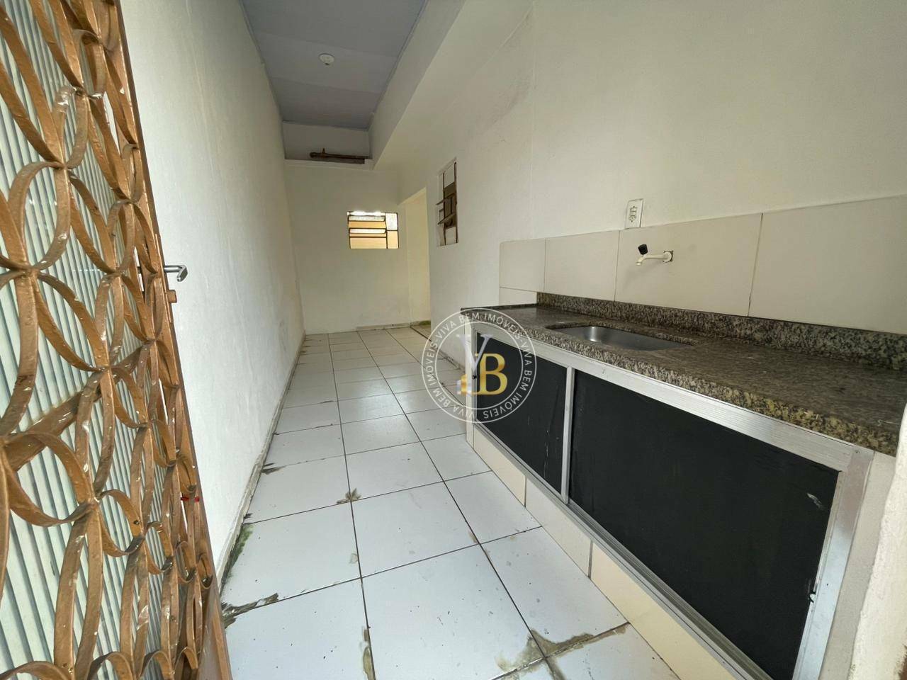 Casa à venda com 2 quartos, 65m² - Foto 17