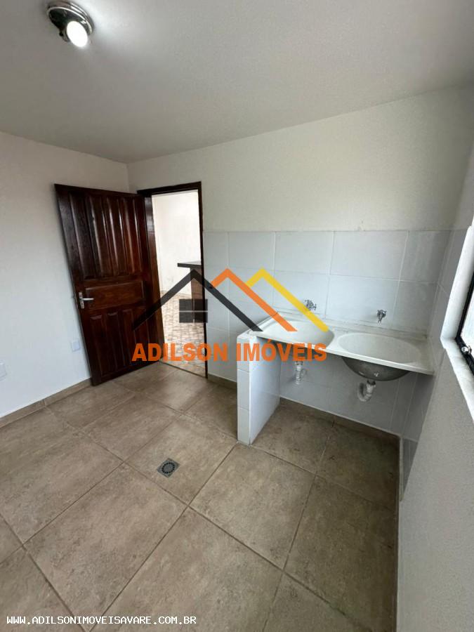 Casa à venda com 2 quartos, 200m² - Foto 7