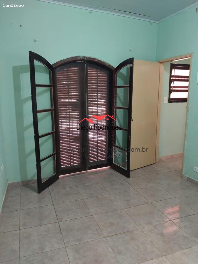 Casa à venda com 2 quartos, 272m² - Foto 5