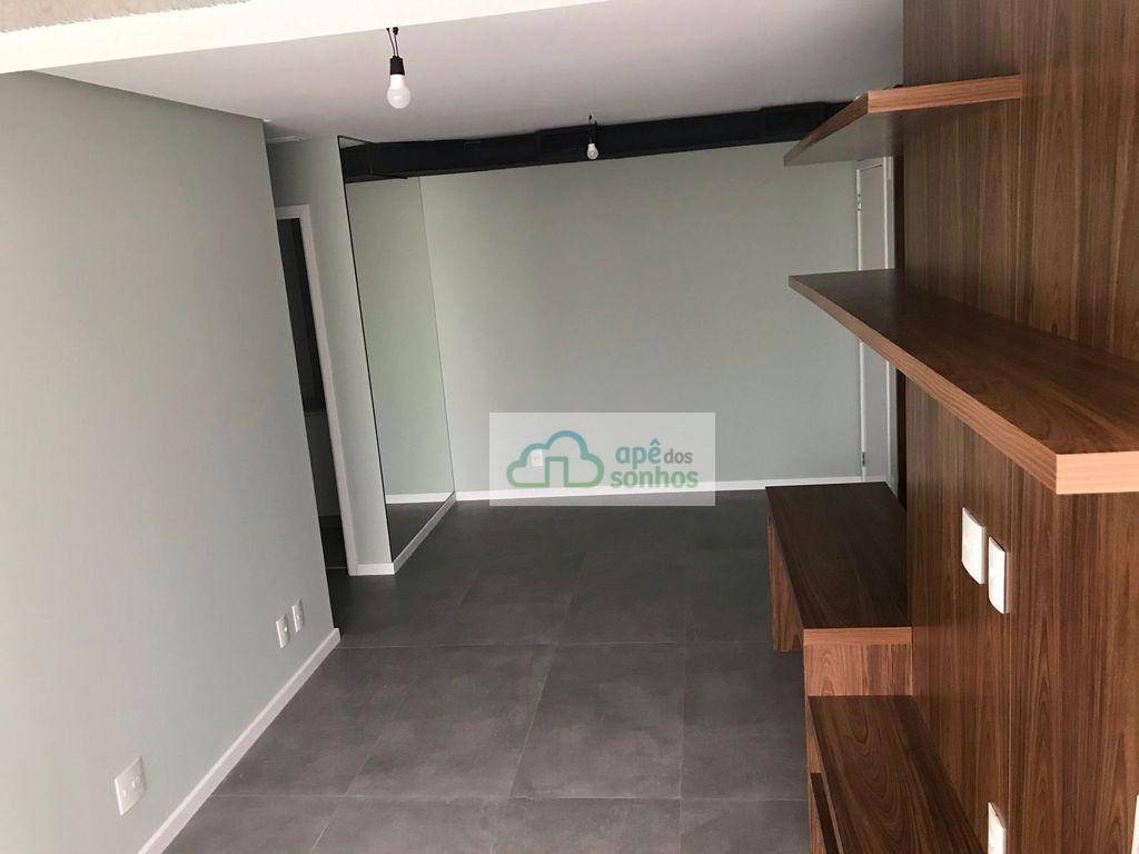 Apartamento para alugar com 2 quartos, 67m² - Foto 4