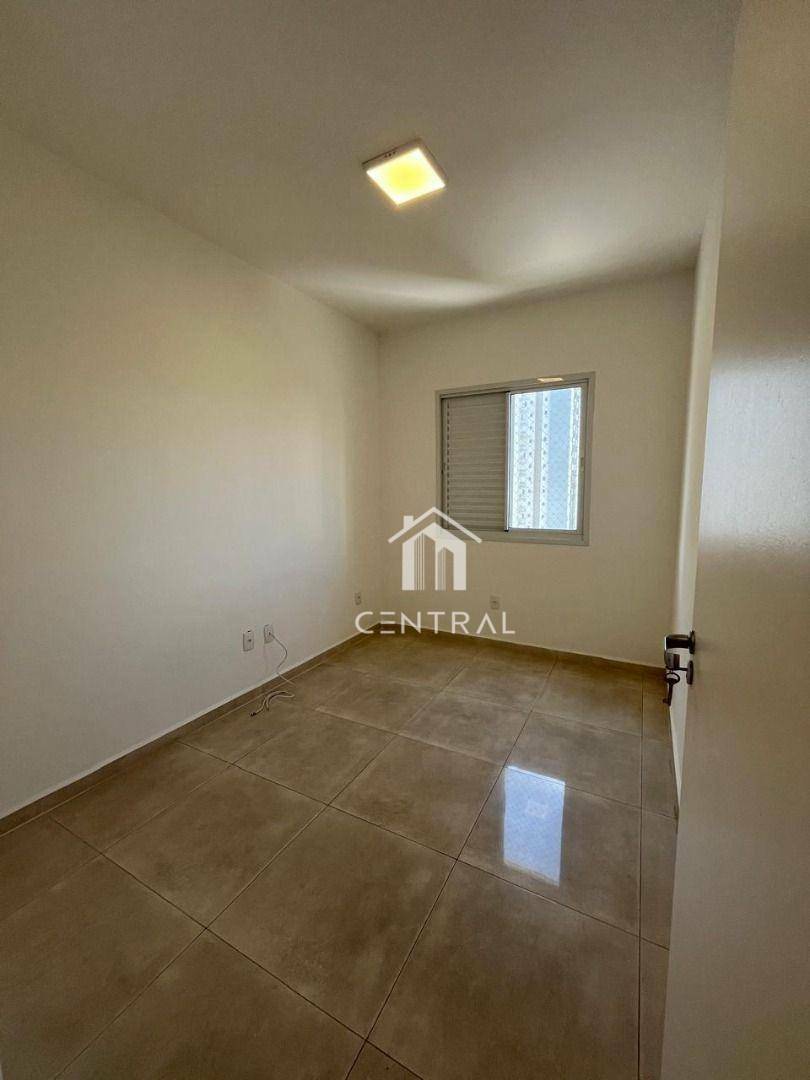 Apartamento para alugar com 3 quartos, 83m² - Foto 23